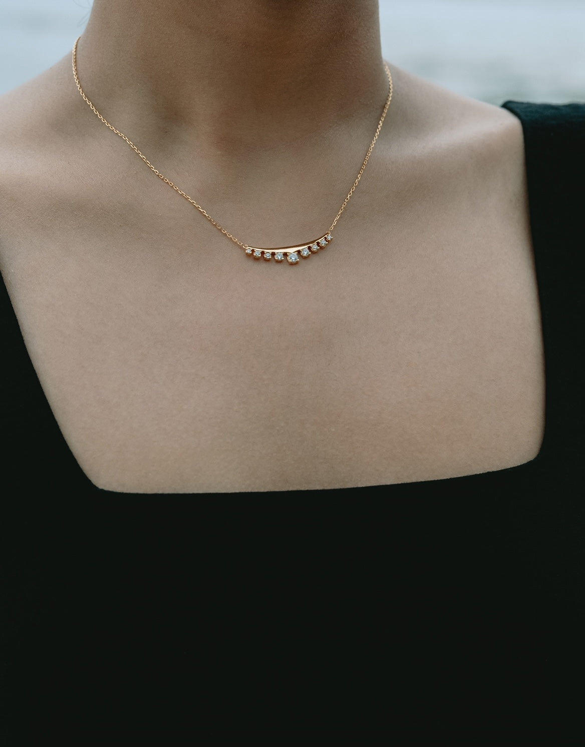 Graceful Bend - Necklace